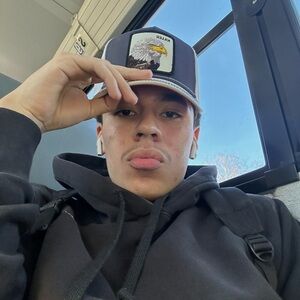 Meet your Posher, Antonio